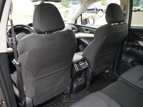 Used 2021 Subaru Ascent Premium w/ Convenience Package AWD/4WD image 15