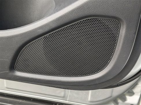 Used 2024 Mitsubishi Eclipse Cross SE image 15