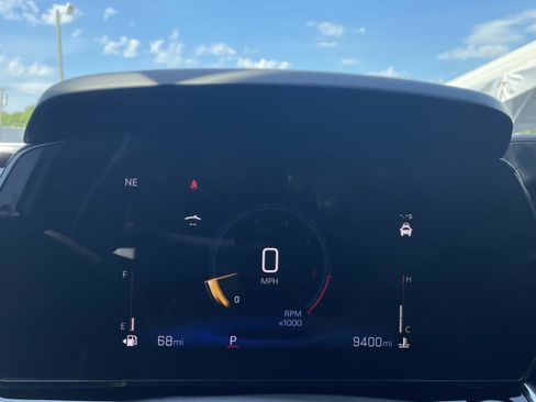 Used 2025 Chevrolet Trax ACTIV w/ Driver Confidence Package image 18