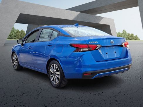 Certified 2023 Nissan Versa SV image 4