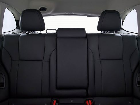 Used 2025 Subaru Outback Touring XT image 16