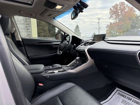 Used 2015 Lexus NX 300h AWD image 15