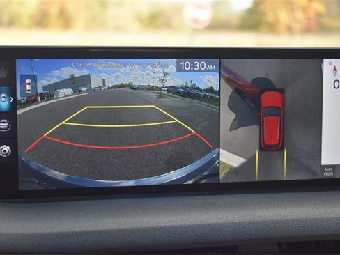 Used 2022 Genesis GV70 2.5T w/ Advanced Package image 32