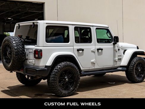 Used 2020 Jeep Wrangler Unlimited Sahara AWD/4WD image 9
