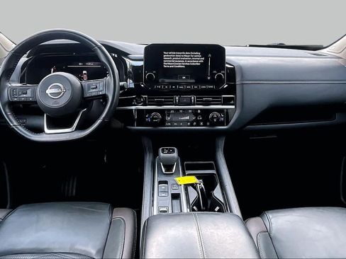 Used 2025 Nissan Pathfinder Platinum w/ Cargo Package FWD image 16