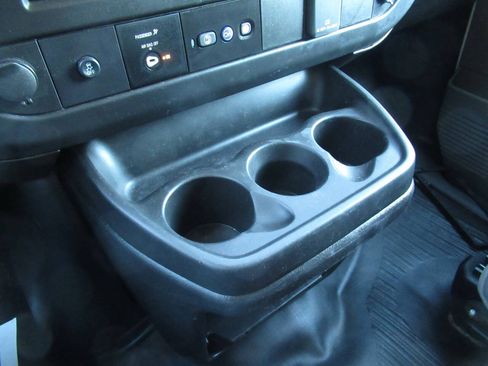 Used 2024 Chevrolet Express 2500 w/ Driver Convenience Package RWD image 24