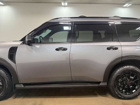 Used 2026 Nissan Armada PRO-4X AWD/4WD image 36