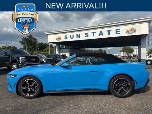 Used 2024 Ford Mustang Premium RWD image 1