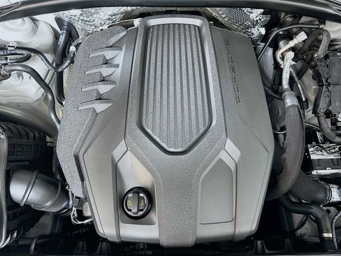 New 2026 Porsche Macan image 31