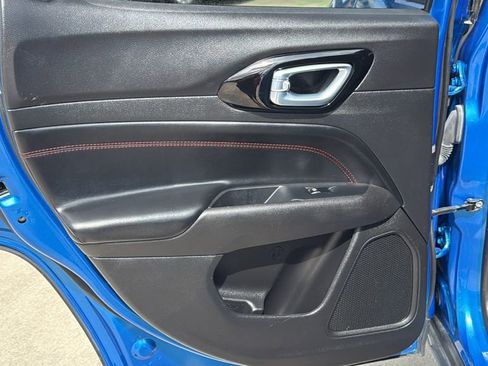 Used 2024 Jeep Compass Trailhawk image 15