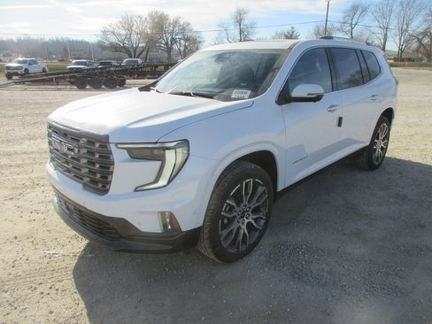 New 2026 GMC Acadia Denali Ultimate image 9