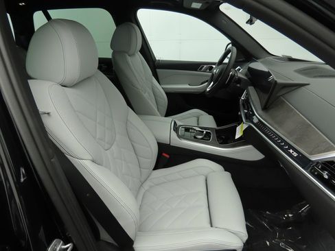 Certified 2025 BMW X5 sDrive40i image 22