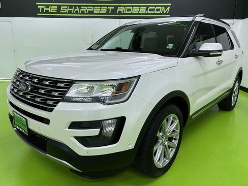 Used 2016 Ford Explorer Limited w/ Equipment Group 301A AWD/4WD image 5