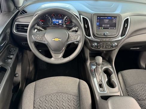 Used 2024 Chevrolet Equinox LT AWD/4WD image 9