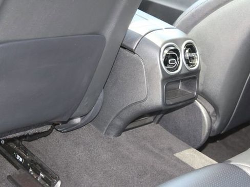 Used 2022 Mercedes-Benz C 300 Sedan image 31