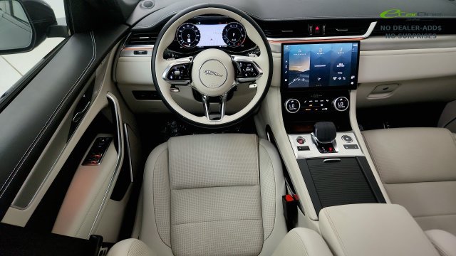 Used 2025 Jaguar F-PACE R-Dynamic S AWD/4WD image 52