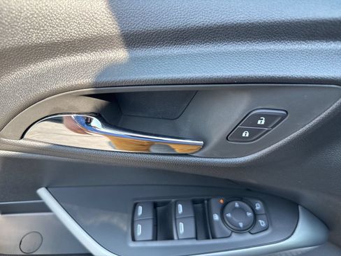 New 2026 Chevrolet Trax LS w/ LS Convenience Package FWD image 27