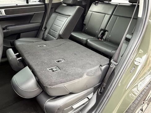 Used 2024 Hyundai Santa Fe Limited image 30