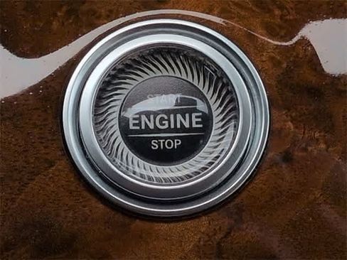 Used 2019 Mercedes-Benz E 300 image 41