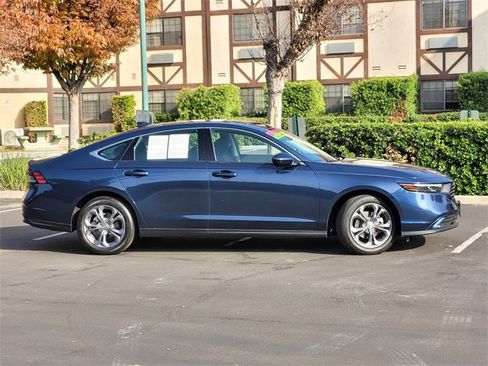 Used 2024 Honda Accord EX image 4