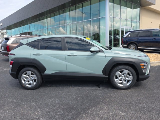 Certified 2024 Hyundai Kona SE FWD image 18