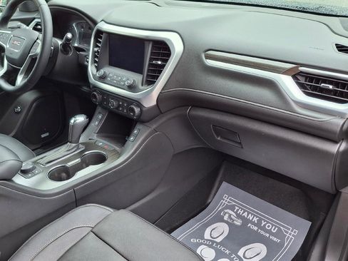Used 2017 GMC Acadia SLT AWD/4WD image 13