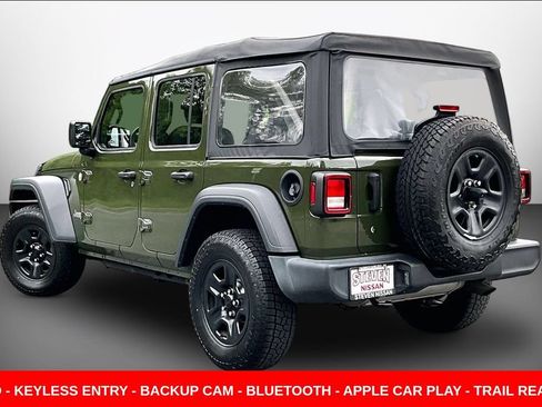 Used 2020 Jeep Wrangler Unlimited Sport AWD/4WD image 3