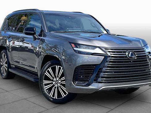 Used 2024 Lexus LX 600 4WD w/ Appearance Package image 2