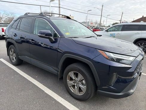 Used 2024 Toyota RAV4 XLE w/ Convenience Package image 1