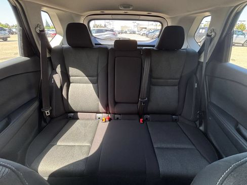 Used 2025 Nissan Rogue SV FWD image 35