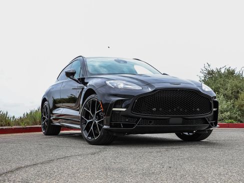 Used 2022 Aston Martin DBX AWD/4WD image 52