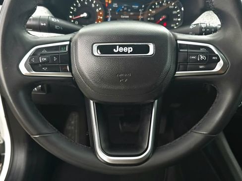 Certified 2024 Jeep Compass Latitude AWD/4WD image 13