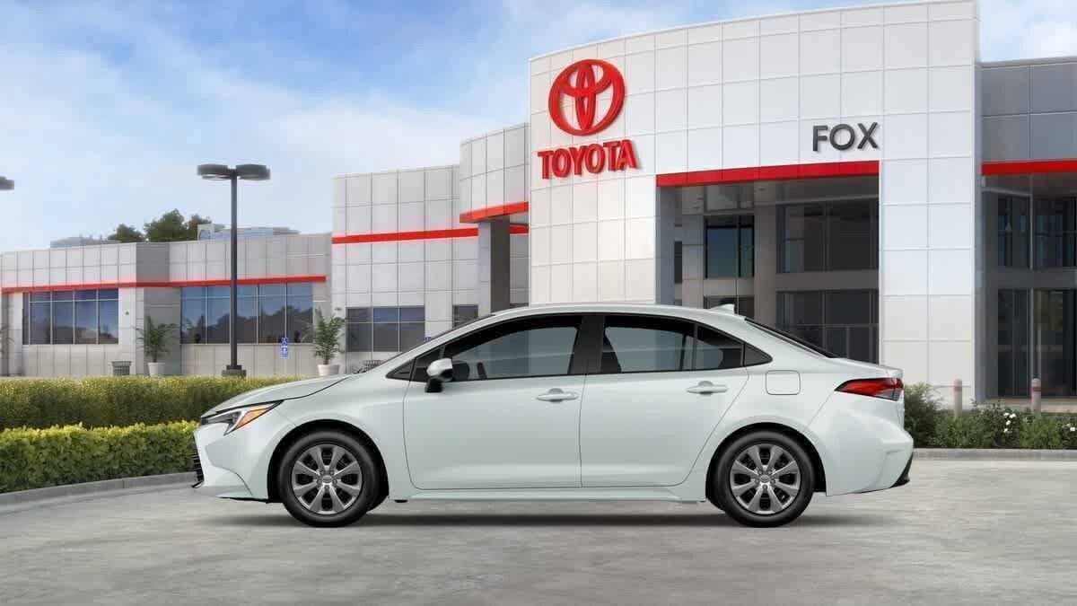 New 2027 Toyota Corolla LE FWD image 4