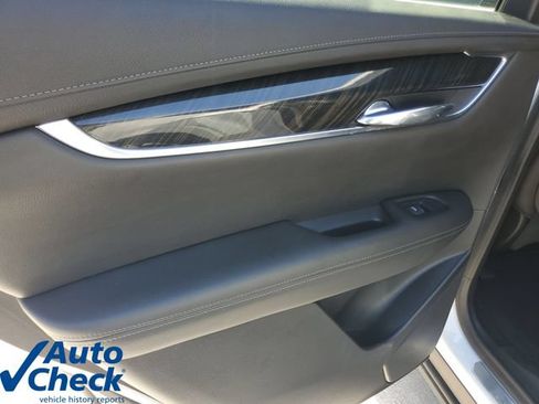 Used 2021 Cadillac XT6 Premium Luxury FWD image 15