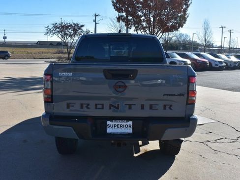 Used 2024 Nissan Frontier PRO-4X w/ Pro Convenience Package image 6