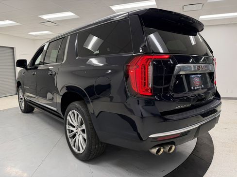 Used 2021 GMC Yukon XL Denali image 5
