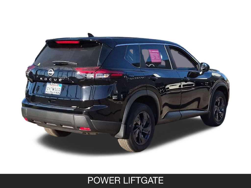 Certified 2026 Nissan Rogue SV FWD image 9