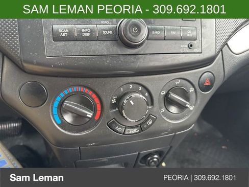 Used 2011 Chevrolet Aveo LT image 15