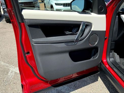 New 2025 Land Rover Discovery Sport S image 10