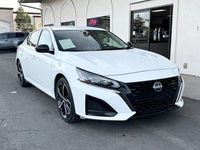 Used 2024 Nissan Altima 2.5 SR