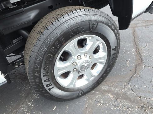 Used 2024 RAM 2500 Big Horn w/ Safety Group image 63