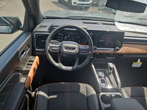 New 2026 GMC Canyon AT4 AWD/4WD image 8