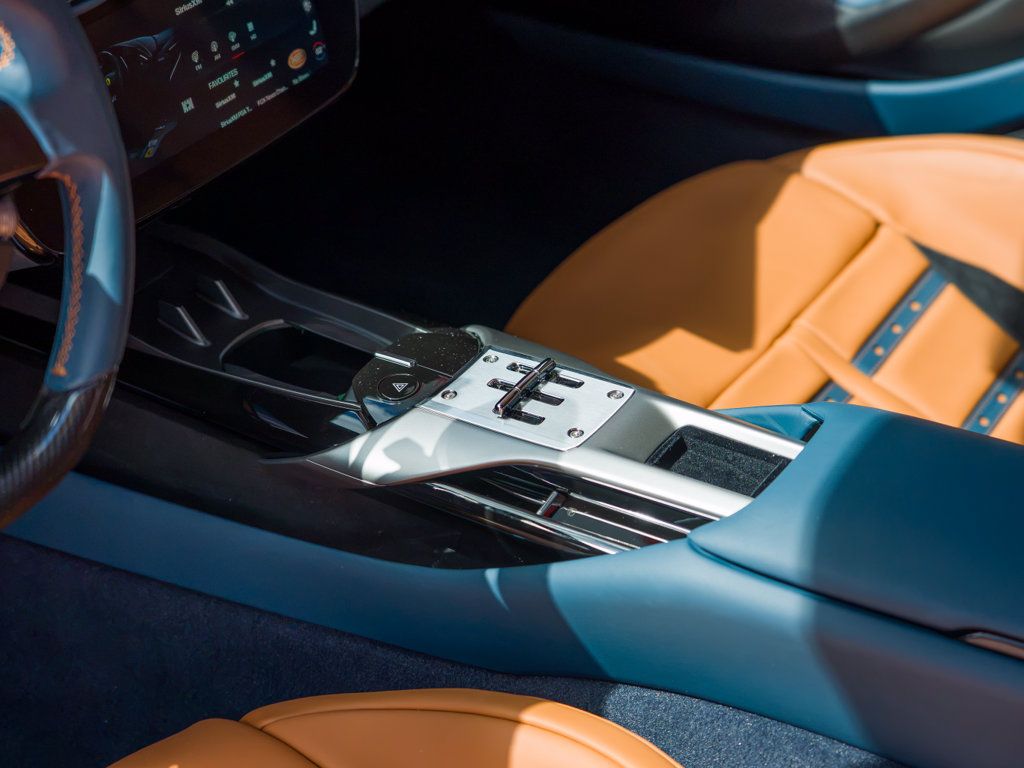Certified 2025 Ferrari 12Cilindri RWD image 19