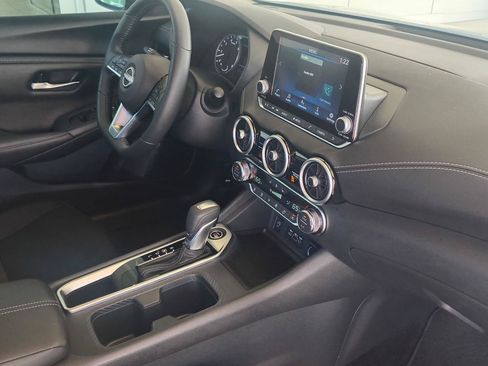 Used 2025 Nissan Sentra SV w/ All-Weather Package FWD image 31