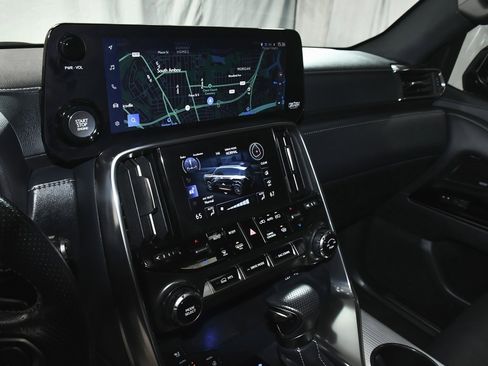 Used 2024 Lexus LX 600 F Sport image 47