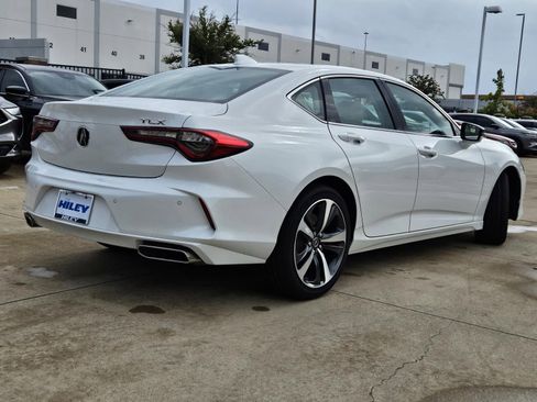 New 2025 Acura TLX w/ Technology Package FWD image 5