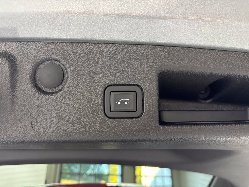 Used 2024 Chevrolet Equinox LT AWD/4WD image 43