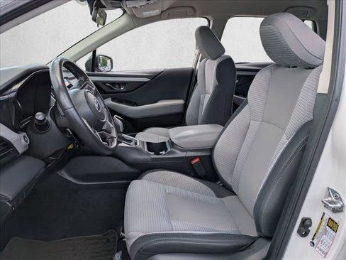 Used 2024 Subaru Outback Premium AWD/4WD image 15