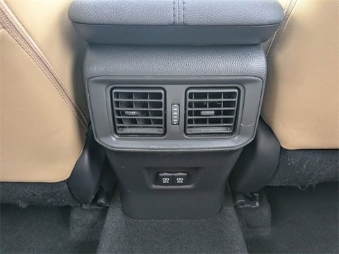 Used 2020 Toyota RAV4 Limited image 15