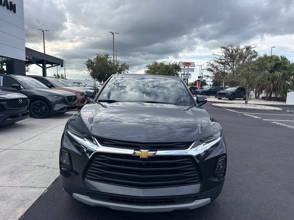 Used 2022 Chevrolet Blazer LT w/ Sound & Technology Package FWD image 2